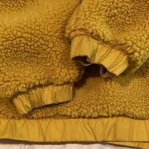 Yellow Hanna Andersson sweater